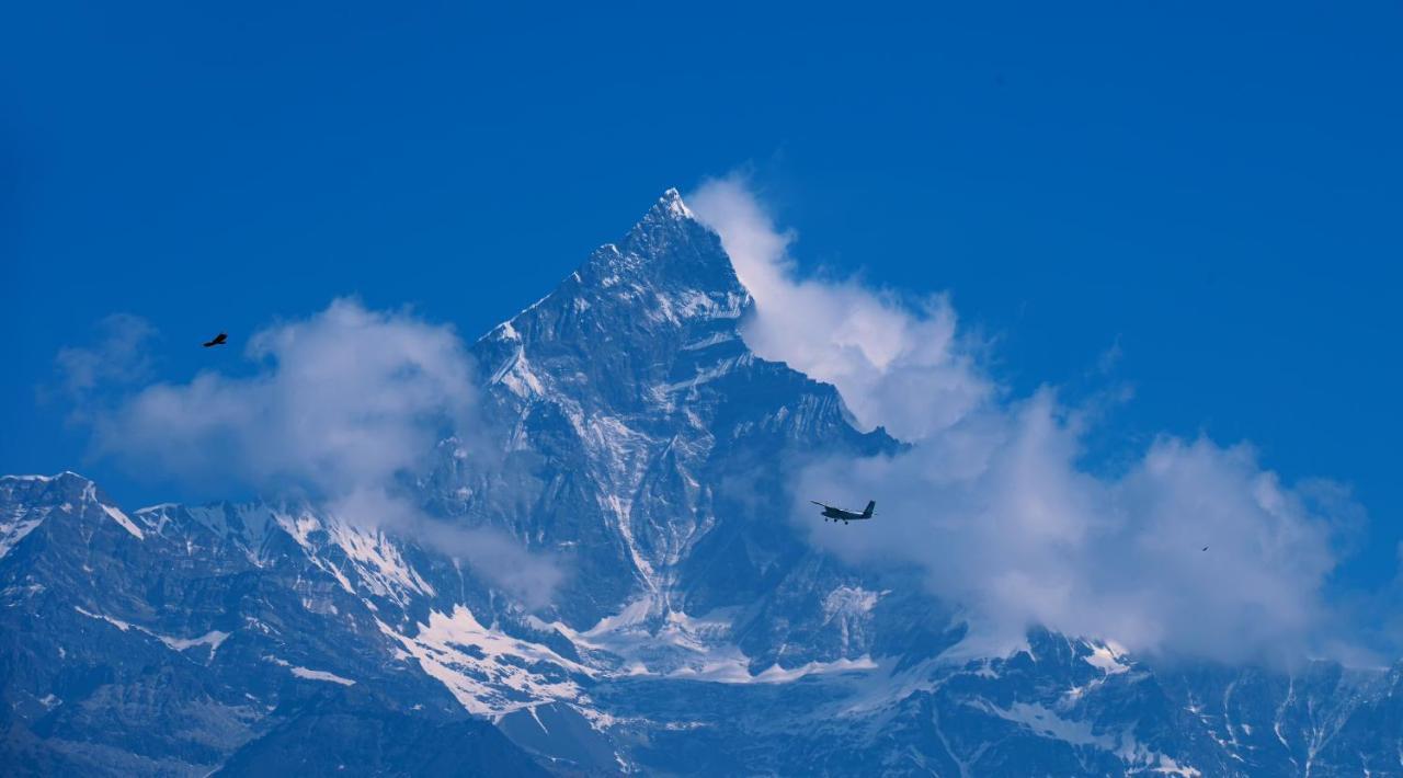 Sarangkot Mountain Lodge Pokhara Ngoại thất bức ảnh