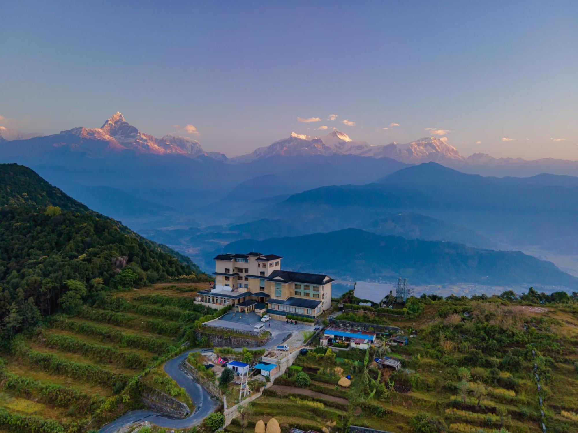 Sarangkot Mountain Lodge Pokhara Ngoại thất bức ảnh